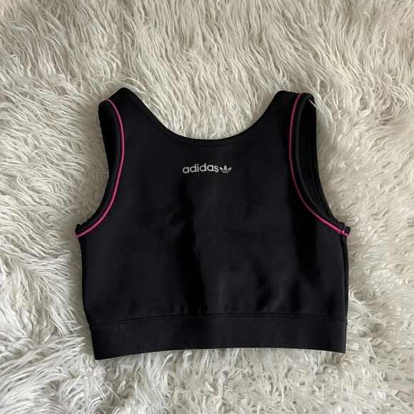 Adidas Low Back Crop Top Size Medium - Picture 2 of 9